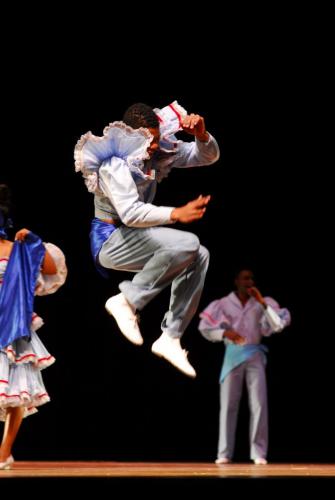 Rumbero- Conjunto Folklórico Nacional de Cuba#tanssitunnitbrianramos