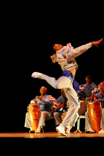 Rumbero- Conjunto Folklórico Nacional de Cuba#tanssitunnitbrianramos